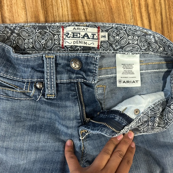 Women’s Arait 26L bootcutut jeans - Picture 3 of 3